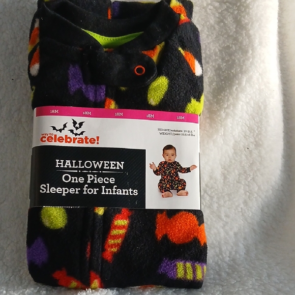Halloween Onepiece  Sleeper for Infants - Black with Multicolor Accents - Picture 4 of 4
